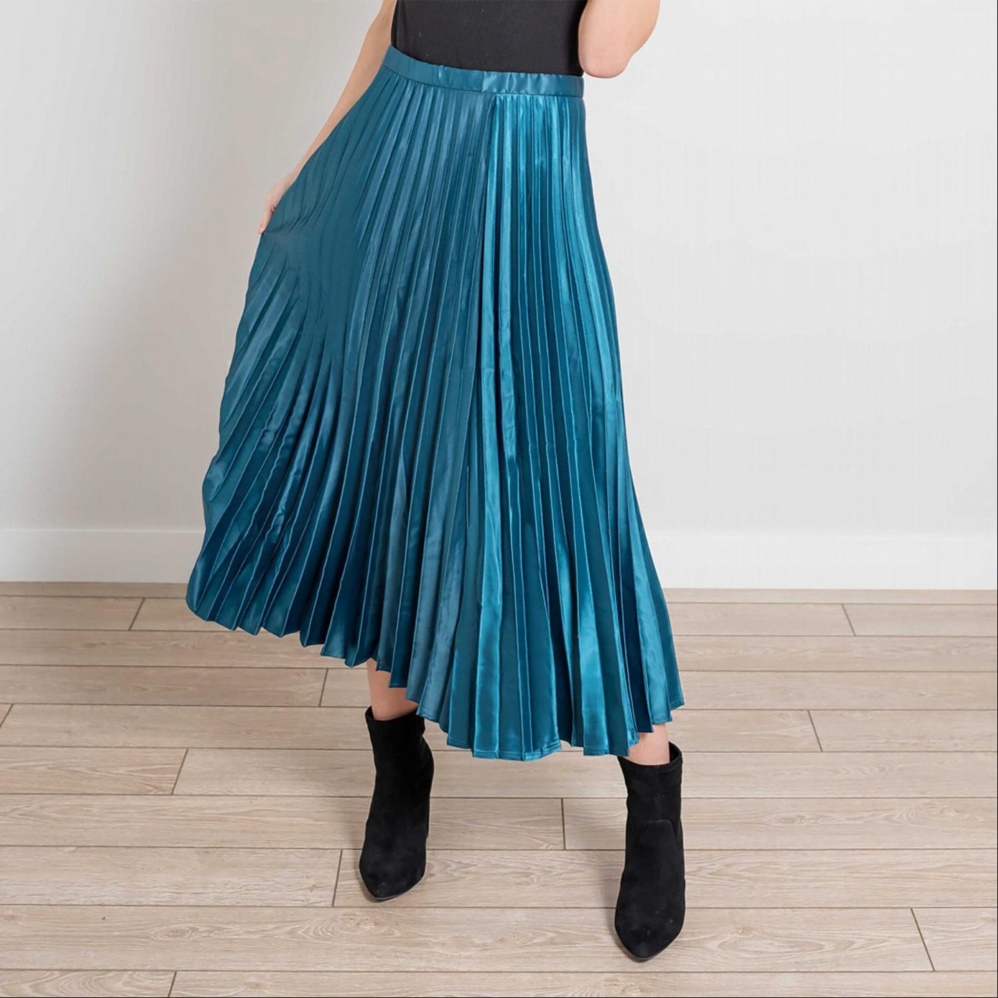 Side Zip Pleated Silk Midi Skirt