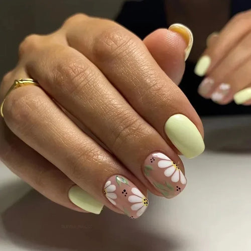 24pcs Short Translucent Fake Nails Glitter Pearl Design False Nails