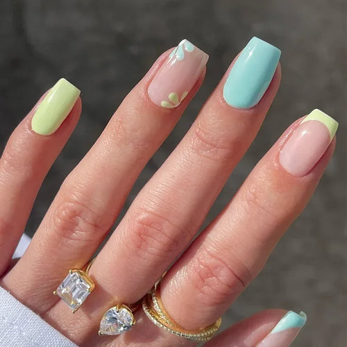 24pcs Short Translucent Fake Nails Glitter Pearl Design False Nails